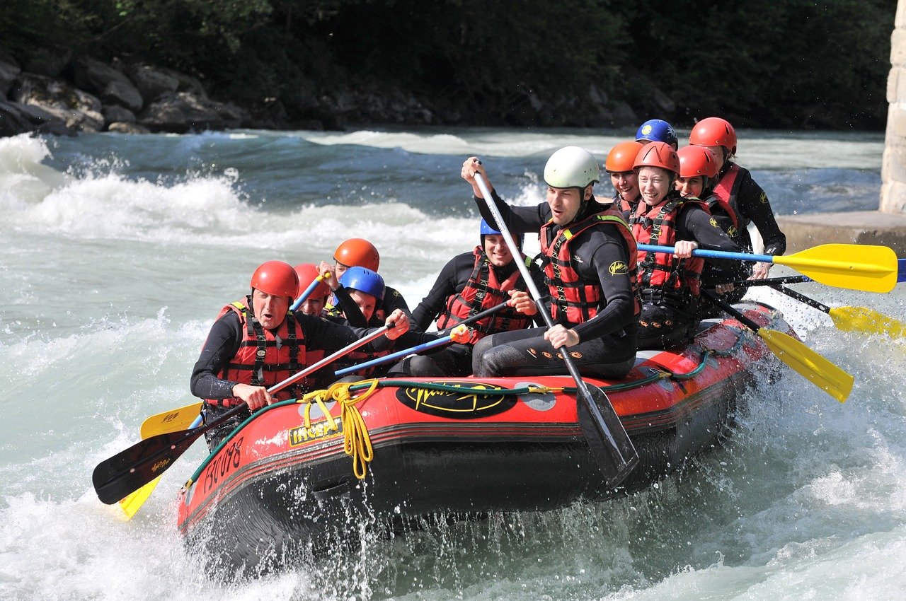 Beneficios de viajar y practicar deportes.