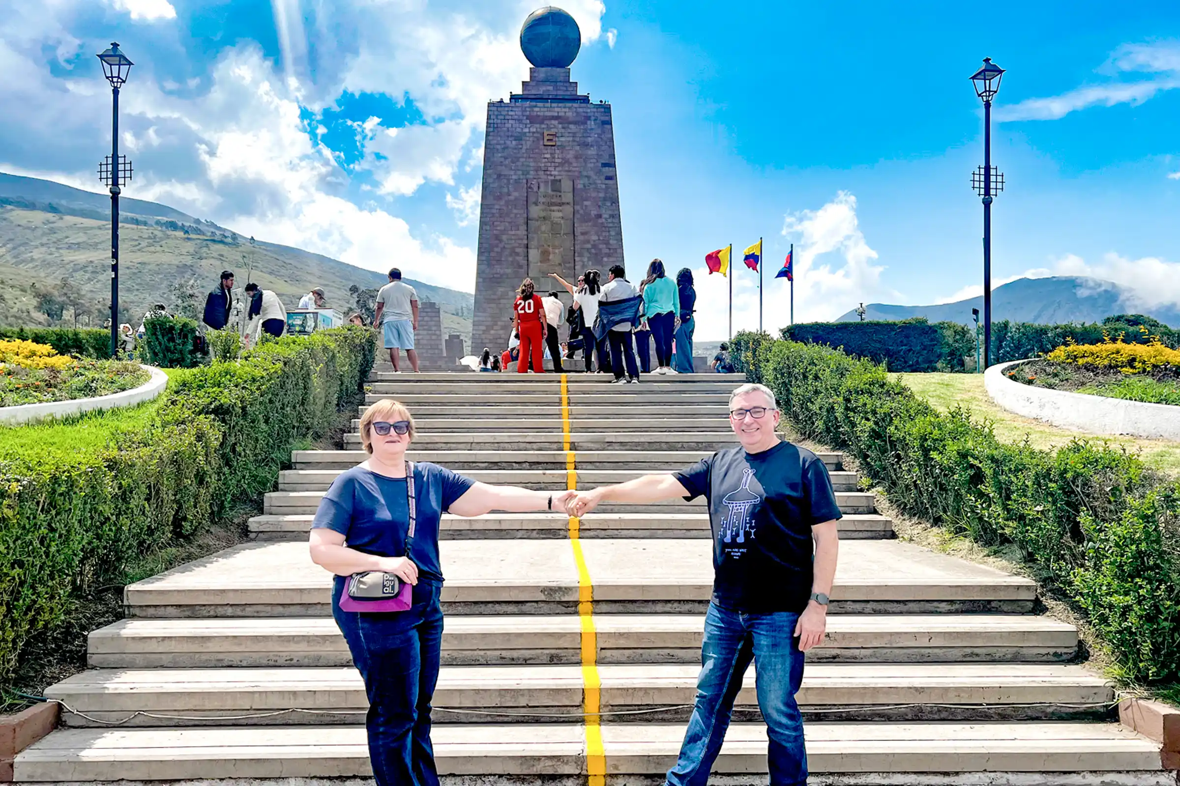 quito equator middle world